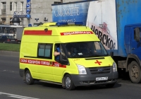 Скорая медицинская помощь Нижегородец-22270G на базе Ford Transit* #В 673 АХ 178. Санкт-Петербург, Володарский мост