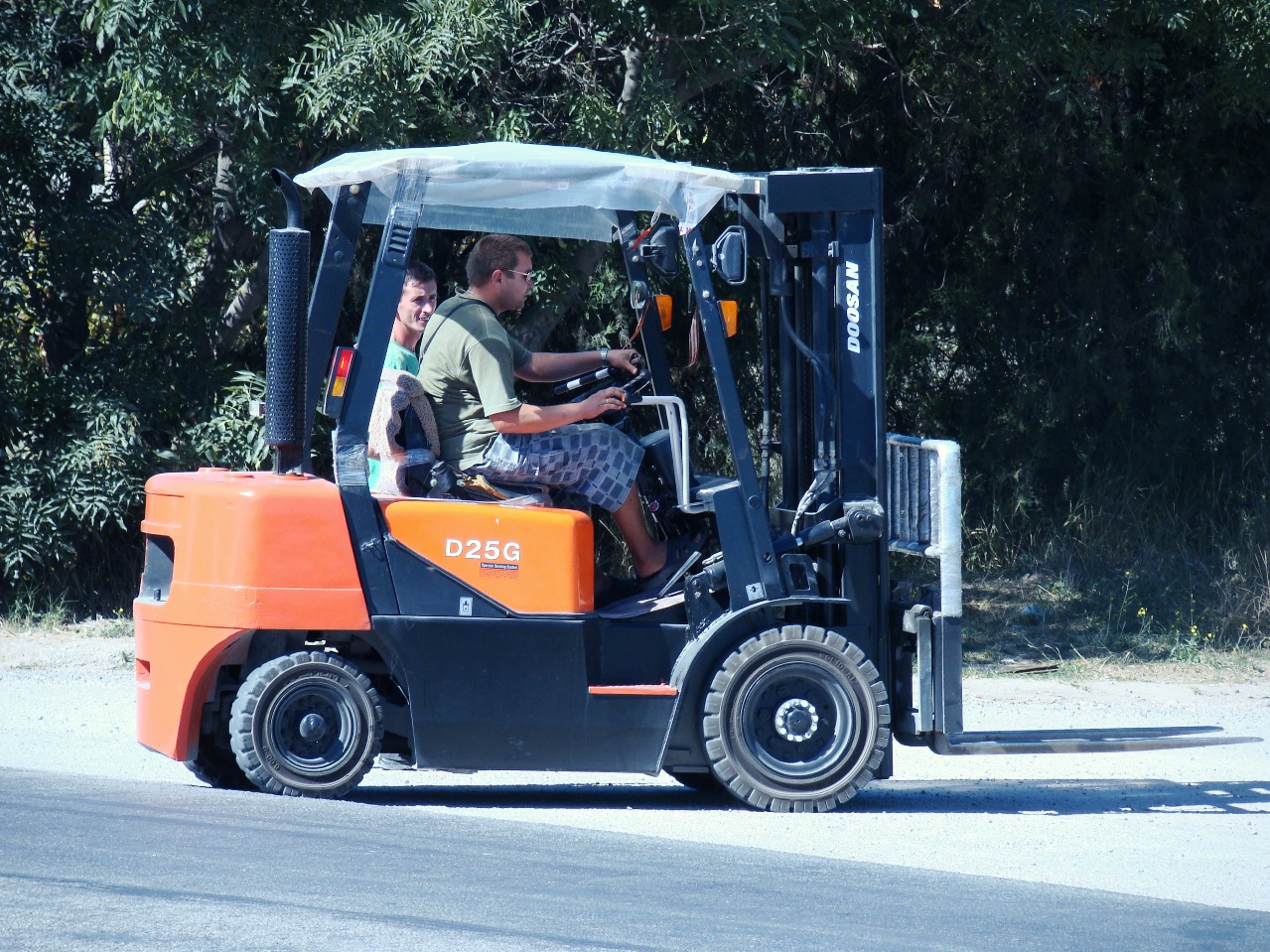 Автопогрузчик Doosan D25G. Севастополь