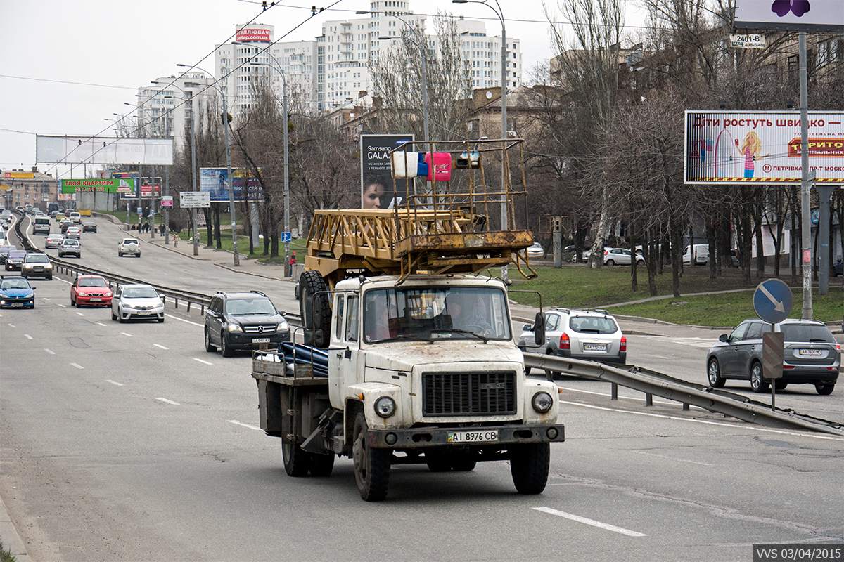 Автоподъёмник АП-18-10 на шасси ГАЗ-3309  #АІ 8976 СВ. Киев, бульвар Дружбы Народов