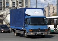 Бортовой грузовик Mercedes-Benz Atego 817 #Т 891 НА 47. Санкт-Петербург, площадь Конституции