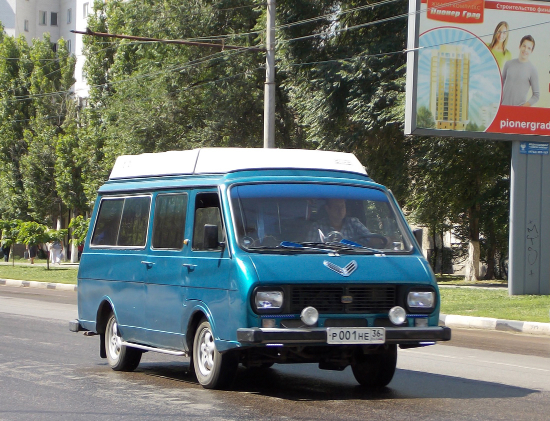 Микроавтобус РАФ-2203-01 "Латвия" #Р 001 НЕ 36. Воронеж, улица Комарова