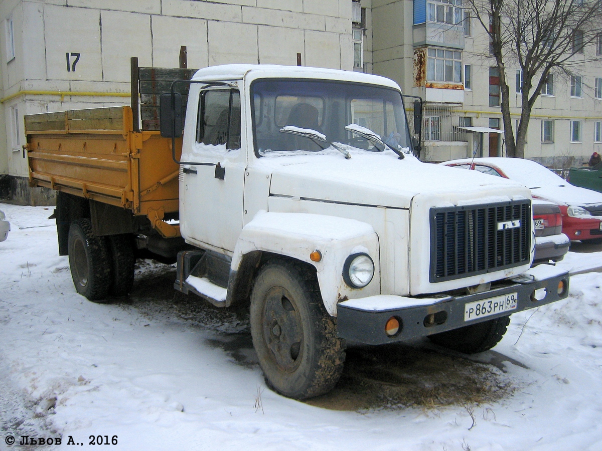 Самосвал ГАЗ-САЗ-3507-01 на шасси ГАЗ-33072 #Р 863 РН 69. Россия, Тверская область, Лихославль, Свободный переулок