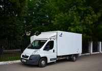 Автофургон на шасси Peugeot Boxer. Москва, улица Зои и Александра Космодемьянских 