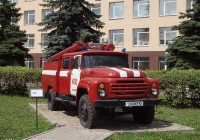 Автоцистерна АЦ-40(130)-63Б на шасси ЗиЛ-431412. Иваново, проспект Строителей