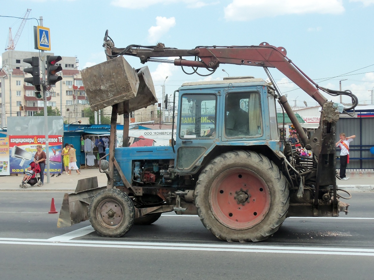 Погрузчик ПЭ-Ф-1А на базе трактора МТЗ-80 #16577 КМ. Севастополь