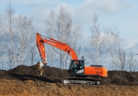 Экскаватор Hitachi Zaxis 240LC #8348 ЕЕ 31. Белгородская область, Алексеевский район, автодорога Р-185 "Белгород - Павловск"