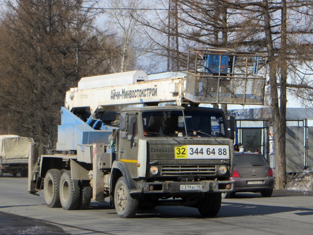 Автоподъемник на шасси КамАЗ-53213 #С 319 ВС 96. Свердловская область, Екатеринбург, Сибирский тракт