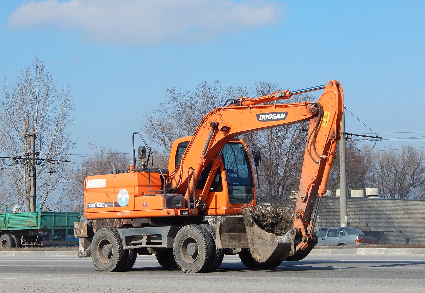 Экскаватор Doosan DX160W #3912 ЕР 31. Белгородская область, Старооскольский район, с. Незнамово