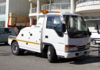 Эвакуатор на шасси Isuzu ELF #TIT 111. Мальта, Ta’ Xbiex