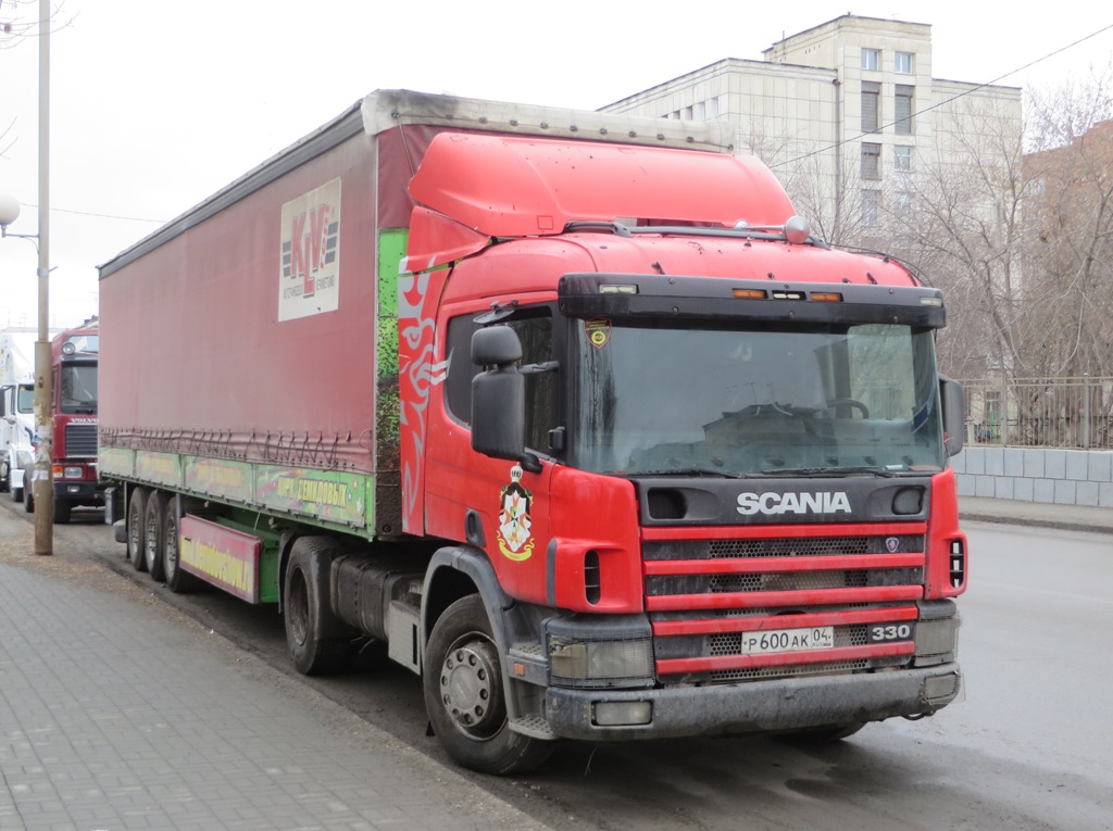 Седельный тягач Scania P114 330 #Р 600 АК 04 с полуприцепом. Курган, улица Карла Маркса
