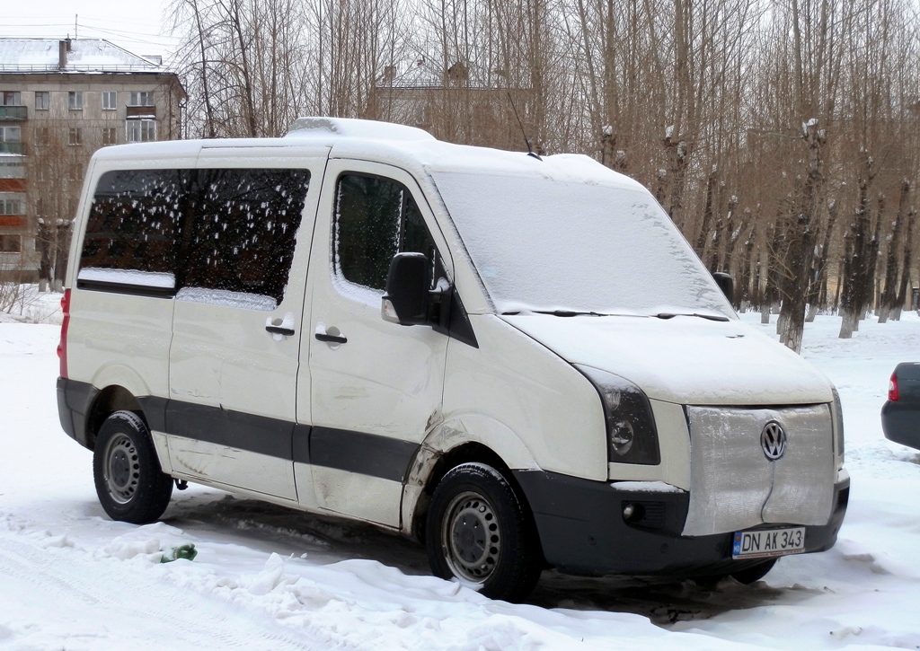 Микроавтобус Volkswagen Crafter #DN AK 343. Свердловская область, Краснотурьинск, улица 8 марта