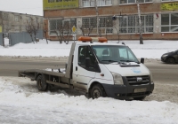 Эвакуатор на шасси Ford Transit FT 350 #Т 532 КН 45. Курган, Сибирская улица