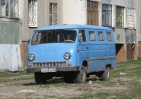 Микроавтобус на базе ЕрАЗ-762В # О 608 АВ 45. Курган, улица Карла Маркса