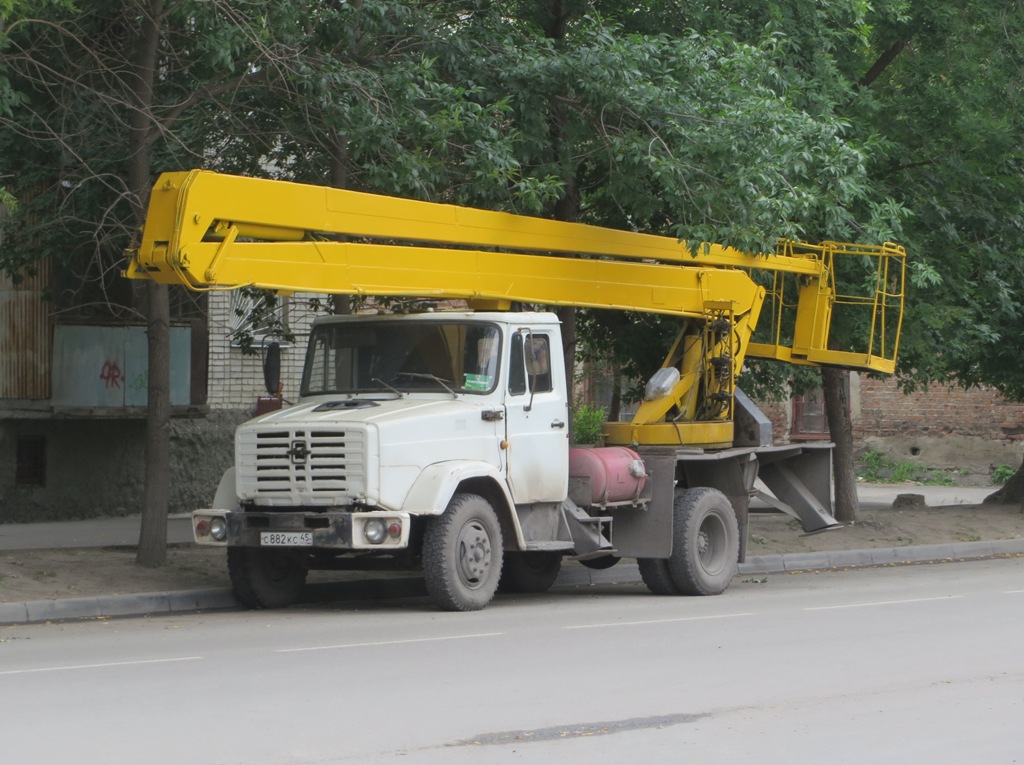 Автоподъёмник ВС-22-04 на шасси ЗиЛ-433362 #С 882 КС 45. Курган, улица Томина