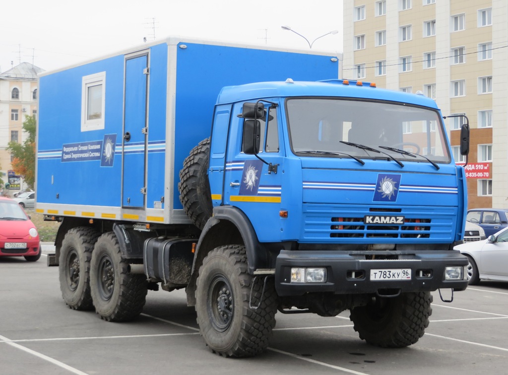 Автомобиль АЛ-595400 на шасси КамАЗ-43118 #Т 783 КУ 96. Курган, Троицкая площадь