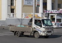 Грузовой автомобиль на шасси Toyota HiAce #Х 512 КК 45. Курган, улица Гоголя