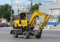 Экскаватор Hyundai 555W-7 . Курган, Станционная улица