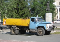 Поливомоечная машина КО-829 на шасси ЗиЛ-130* #Х 364 ЕР 45. Курган, Троицкая площадь