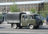 УАЗ-39094 "Фермер" #Е 360 ВН 45. Курган, улица Ленина