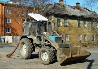 Машина уборочно-погрузочная Беларус МУП 351 с насосом для откачки воды на базе трактора Беларус 82.1-23/12-23/32 #8569 АА 29. Россия, Архангельская область, Архангельск, улица Маяковского