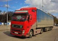 Седельный тягач Volvo FH440 #К 890 КР 174 с полуприцепом . Москва, Московская аллея 