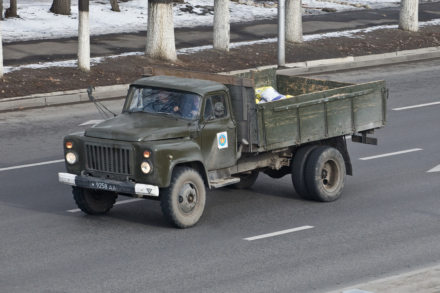 Грузовик ГАЗ-53-12 ВС РК #9258 аа. Алматы, проспект Рыскулова