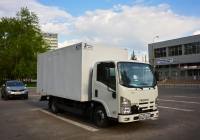 Фургон на шасси Isuzu NM #О 612 НК 77. Москва, улица Космонавта Волкова 
