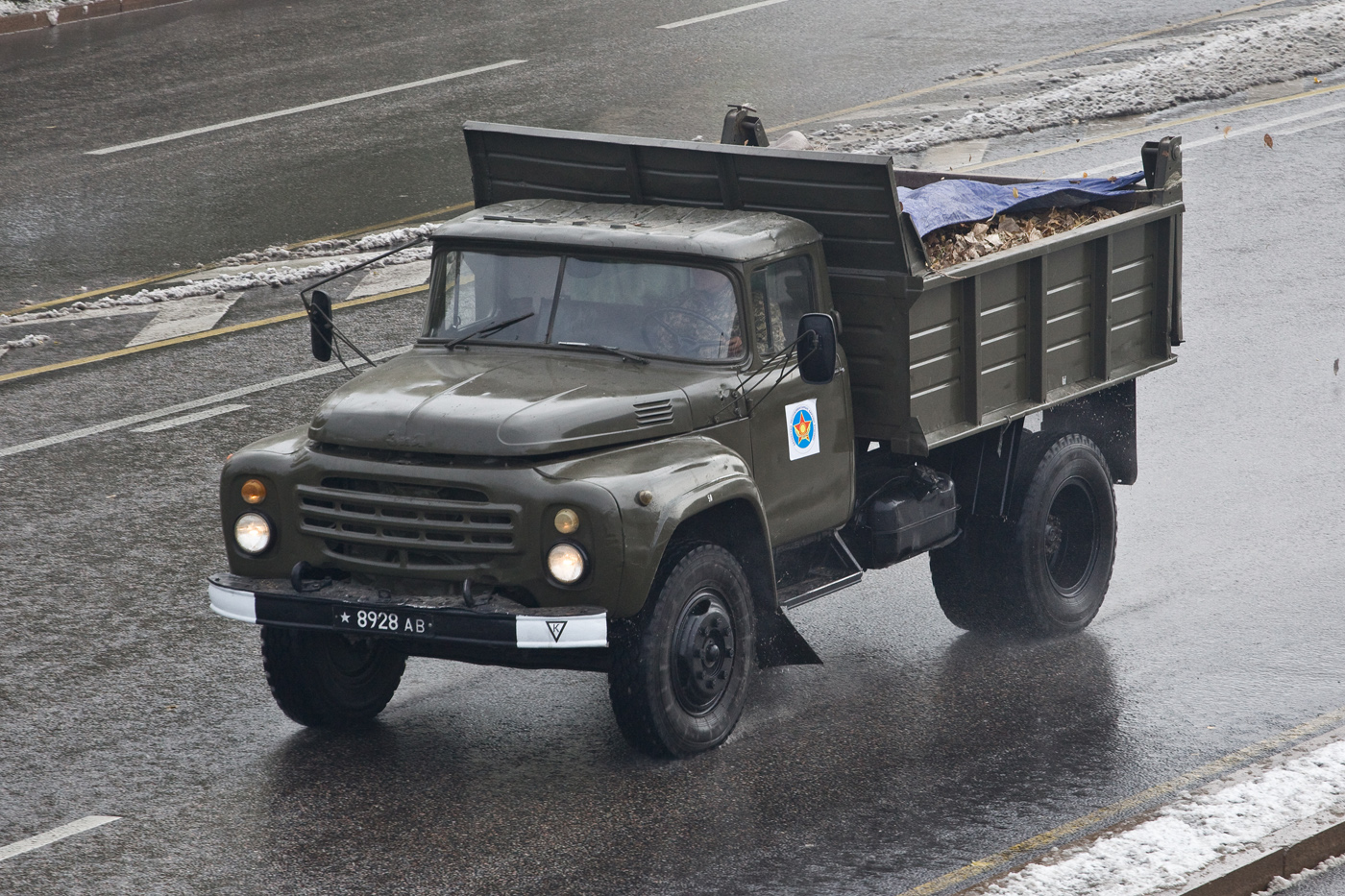 Самосвал ЗиЛ-ММЗ-4502* ВС РК #8928 АВ. Алматы, улица Саина
