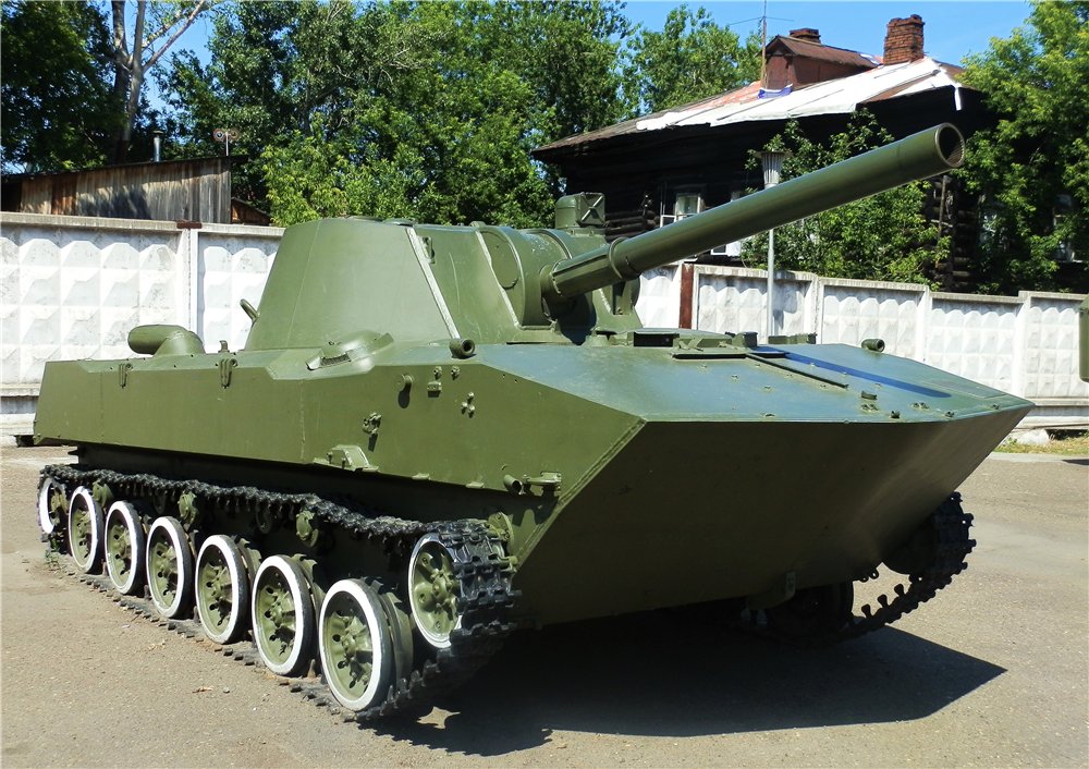 120-мм самоходная артиллерийская установка 2С9 "Нона-С". Пермь, музей Мотовилихинского завода