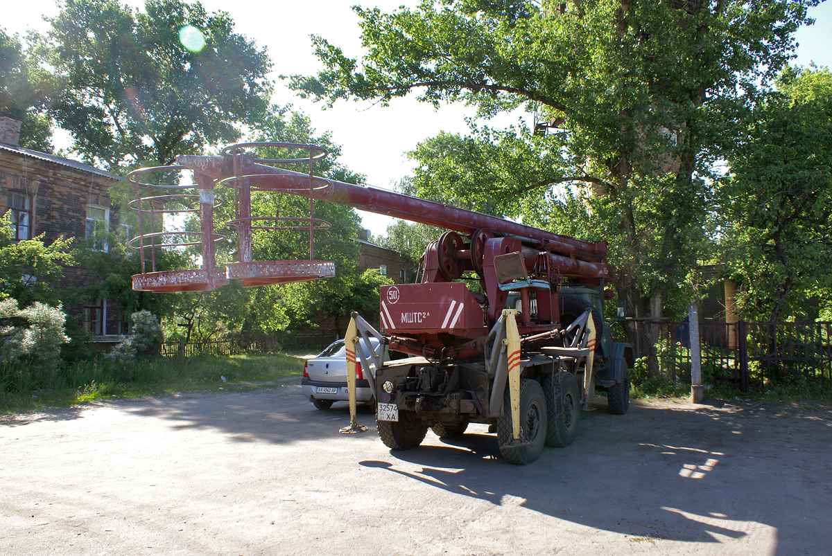 Автоподъёмник МШТС-2А на шасси ЗиЛ-131НА #325-74 ХА. Харьковская область, Купянск-Узловой