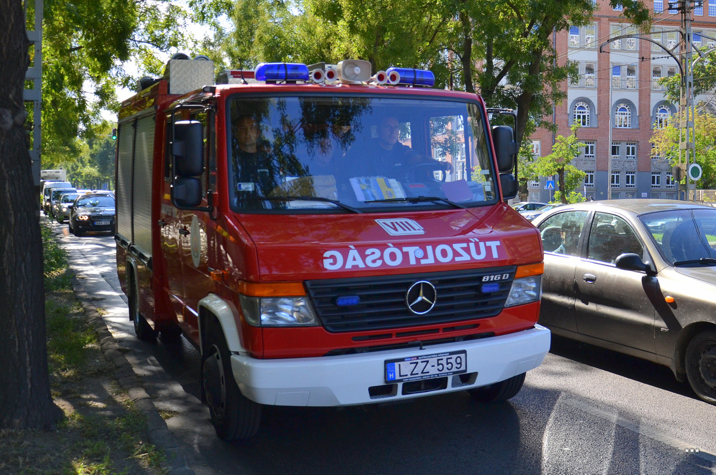 Пожарный автомобиль на шасси Mercedes-Benz Vario 816D #LZZ-559. Венгрия, Будапешт