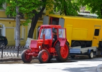 Трактор ЛТЗ-60А. Украина, Киев, улица Лаврска 