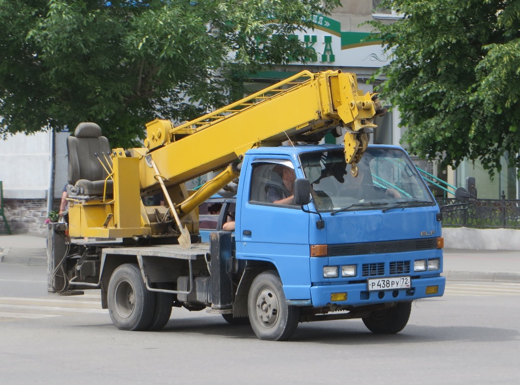  Бурильно-крановая машина Aichi D-502 на шасси Isuzu ELF #Р 438 РУ 72. Курган, улица Куйбышева