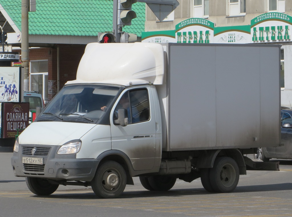 Фургон на шасси ГАЗ-3302 "Газель" #Е 512 КУ 45. Курган, улица Ленина 