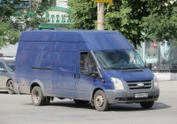 Фургон на шасси Ford Transit #Р 008 КЕ 45. Курган, улица Куйбышева 