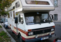 Кемпер производства Karmann mobil на шасси Volkswagen LT28, #6A8 2553. Чехия, Прага