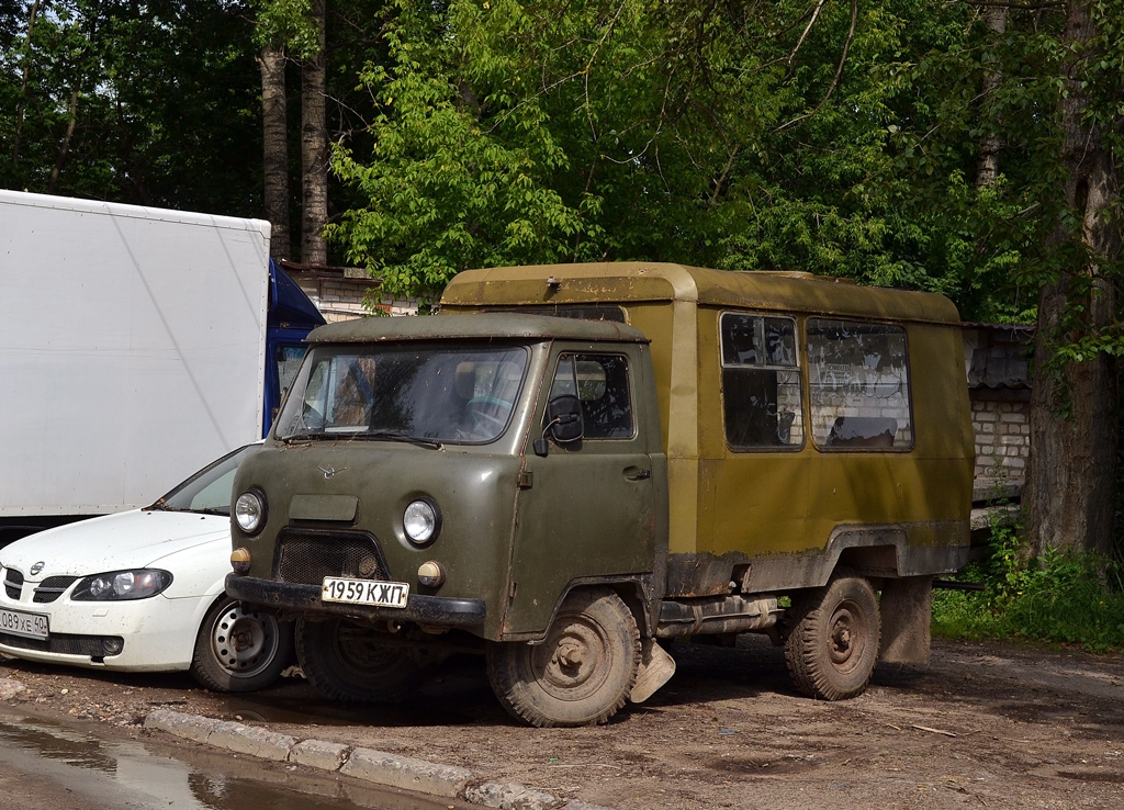 Вахтовый автобус Т12.02 "Кубанец" на шасси УАЗ-3303.01 #1959 КЖП. Калуга, Складская улица