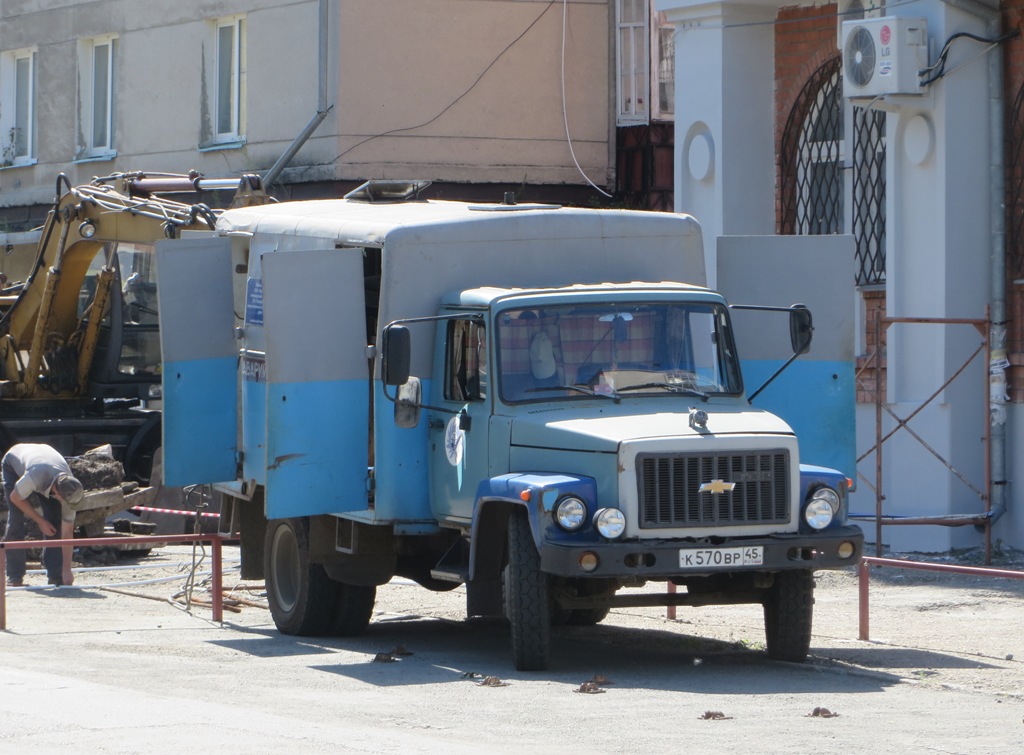 АРТК-М на шасси ГАЗ-3307 #К 570 ВР 45. Курган, улица Володарского