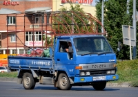Автомобиль Toyota Toyo Ace #Н 488 ОТ 161. Ростов-на-Дону, улица Малиновского
