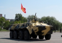 Бронетранспортёр БТР-80 №013. Калуга, набережная Яченского водохранилища