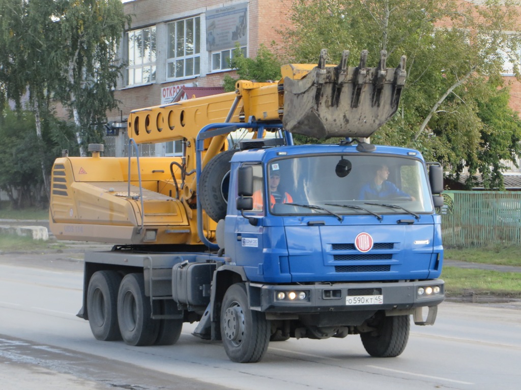 Экскаватор-планировщик UDS-114R на шасси Tatra T815 #O 590 KT 45. Курган, Сибирская улица