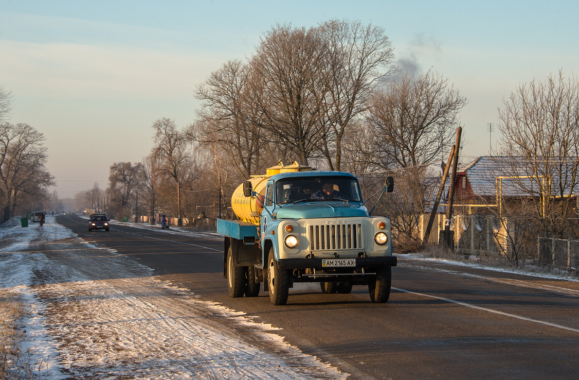 Автоцистерна АЦПТ-3,3 на шасси ГАЗ-53-12 #АН 2165 АХ. Житомирская область, Коростень