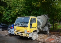 Бетоносмеситель на шасси Nissan Diesel Condor #Х 008 ОТ 190  . Москва, Трудовая аллея 