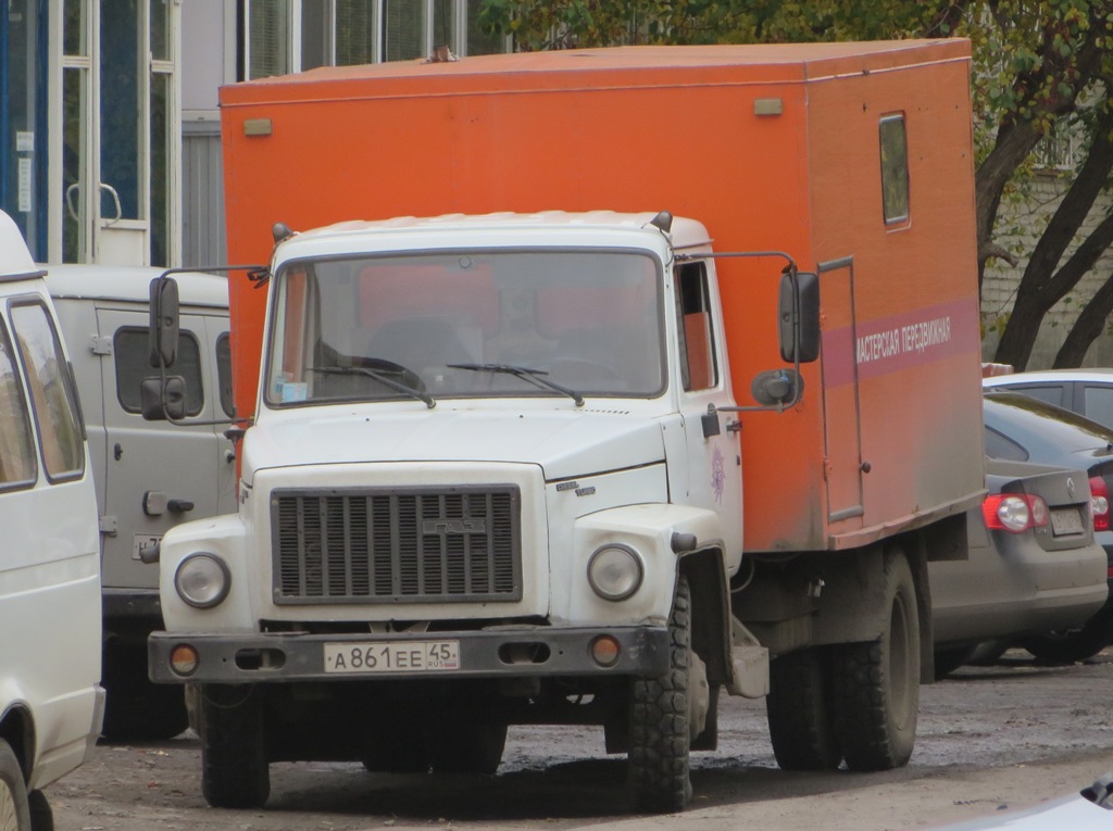 Аварийная мастерская РЖМ-52 на шасси ГАЗ-3307 #А 861 ЕЕ 45. Курган, улица Уральская