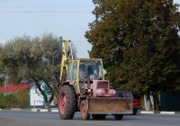 Экскаватор-бульдозер на базе трактора ЮМЗ-6*. Белгородская область, г. Валуйки, ул. Горького