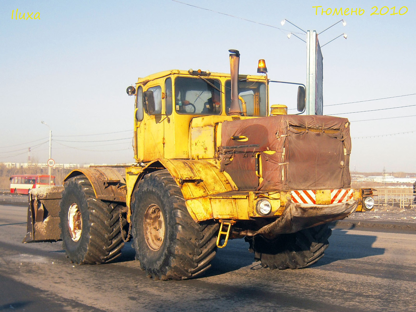 Трактор К-701 #8970 ТТ 72. Тюмень, Алебашевская улица