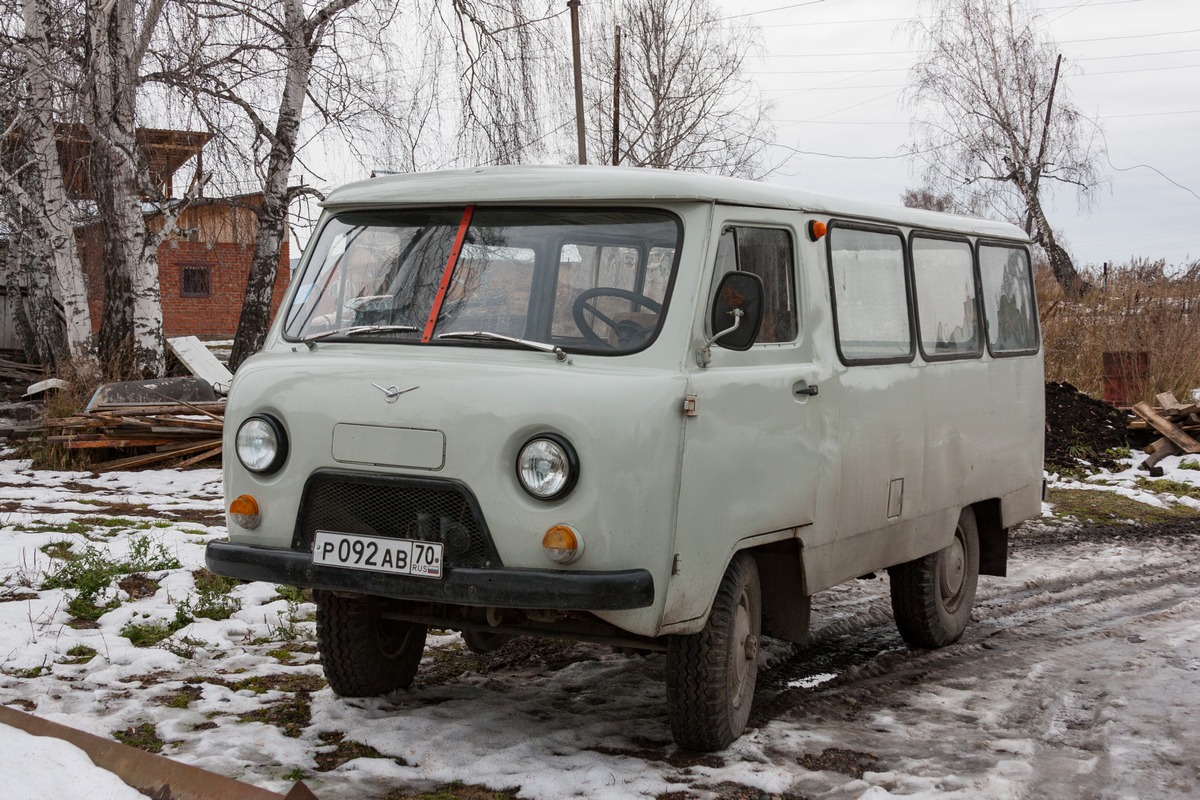 Микроавтобус ЛЭК-452-77 "Львовец" на шасси УАЗ-3303 #Р 092 АВ 70. Томская область, Богашёво