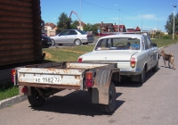 Прицеп КМЗ-8136 #АЕ 1982 72 в составе автопоезда. Тюмень, Московский тракт
