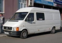 Фургон Volkswagen LT35 #С 613 ЕК 56. Тюмень, улица Газовиков
