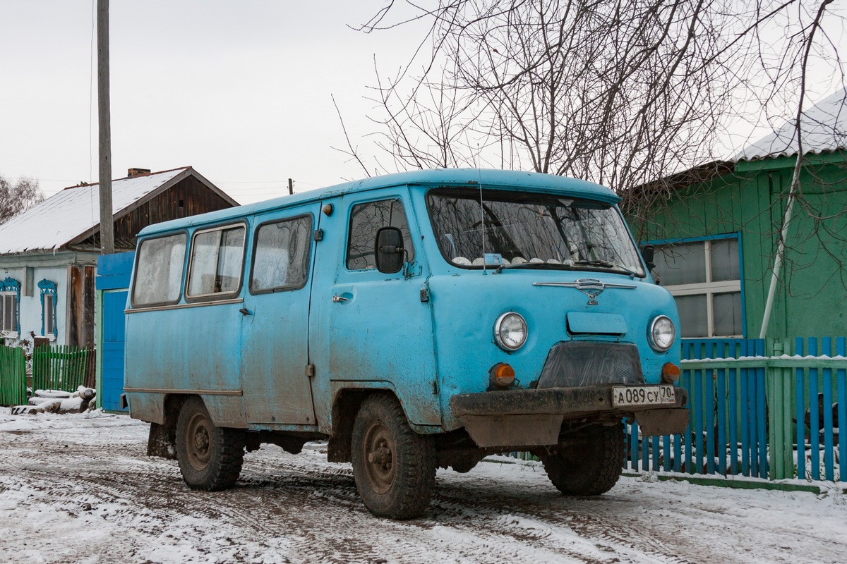 Микроавтобус ЛЭК-452-77 "Львовец" на шасси УАЗ-3303 #А 089 СУ 70. Томская область, Кожевниковский район